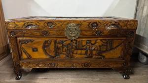 lot 3 image: Decorative Relief Carved Box with Relief Panel Top