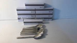 lot 33 image: Pinch Spoon Lot With Boxes