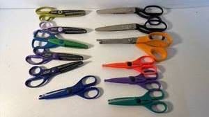 lot 34 image: Lot of 12 Decorative Edge Craft Scissors Fiskars Paper Edgers Provo Craft