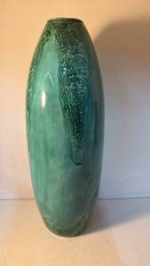 lot 59 image: Tall Green Glazed Vase
