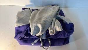 lot 77 image: Epic Sports Hoodie Adult 2XL 60% Cotton 40% Polyester