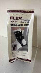 lot 108 image: FlexLite Hinged Ankle Brace Small Black 40-800SMBLK