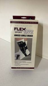 lot 110 image: FlexLite Sport Hinged Ankle Brace Medium Black 40-800