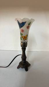 lot 113 image: Butterfly and Floral Print Tulip Shade Table Lamp