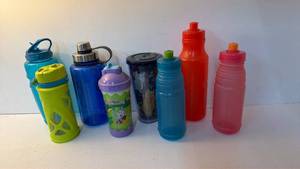 lot 137 image: Lot of 8 Assorted Water Bottles and Tumblers with Lids and Caps