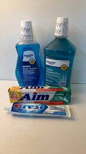lot 150 image: Equate Mouthwash 1 L and 1.5 L, Aim and Crest Toothpaste Lot of 5