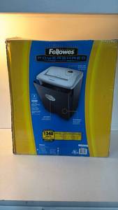 lot 154 image: Fellowes S701CM Paper Shredder