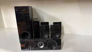 lot 156 image: LG Home Theater Speaker System with Subwoofer, Center and 4 Satellite Speakers