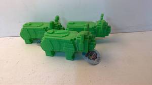 lot 189 image: AniMolds Squeeze Square Piggie Toy Lot of 3