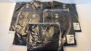 lot 198 image: Epic Sports Long Sleeve Crew T-Shirt Youth Medium Black e134648