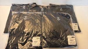 lot 200 image: Epic Products Youth Medium Black Long Sleeve Crew T-Shirt Lot of 5 e134648
