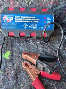 lot 43 image: CarQuest Battery ChargerMaintainer 1.5 Amp CO-15CR