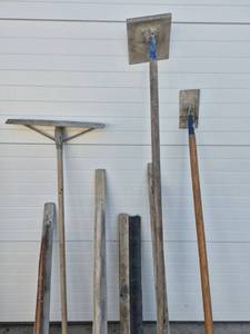 lot 53 image: Lot of 7 Conrete Tools with Wooden Handles