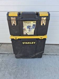 lot 76 image: Stanley 3-in-1 Rolling Workshop Tool Storage Cabinet - Missing Handle for Rolling - Preowned