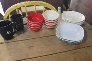 lot 5509 image: Misc. Bowls and Coffee Cups