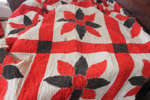 Vtg. Twin Sized Cutter Quilt