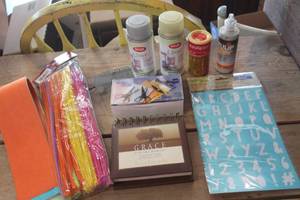 lot 5556 image: Crafting Scissors and More Crafting Items