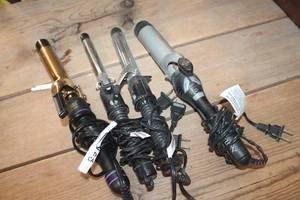 lot 5564 image: 4 Curling Irons