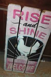 lot 5596 image: Wood Rise and Shine Dcor Sign 15 wide x 30 tall