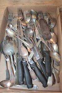 lot 5643 image: Misc. Silverware