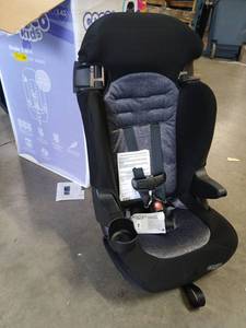 lot 11321 image: Cosco Kids Finale 2-in-1 Booster Car Seat Up to 100 lbs Model BC208GHC