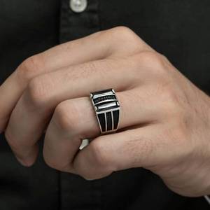 lot 14261 image: Metmejiao Mens Wide Ring Vintage 925 Sterling Silver Black Onyx Size 10