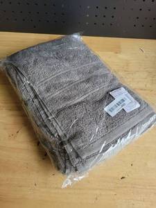 lot 20305 image: Miracle Made 3-Piece Towel Set