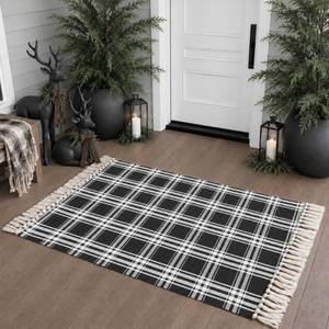 lot 8000 image: Dunzy Black White Buffalo Plaid Outdoor Cotton Rug 28x43 In