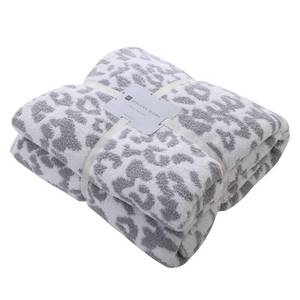 lot 19140 image: MH MYLUNE HOME Leopard Print Plush Throw Blanket Gray 50x60 Inch