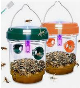 lot 2058 image: New Design Solar Powered Wasp Trap 4-Pack Yellow Lid Clear Jar - Stock image may not match actual product images