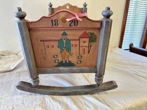 lot 44 image: Painted wooden doll crib 22 long