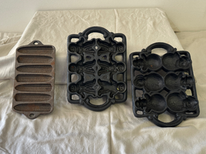 lot 50 image: Small Cast iron pans-corn shape, gingerbread and snowman 9