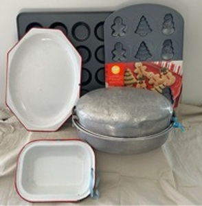 lot 53 image: Red and white enamel pans, Wilton 12 Cavity Cookie Shapes Pan and more