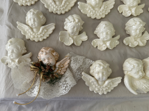 lot 60 image: Glazed Ceramic Cherubs Angels for Crafts