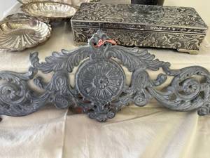 lot 82 image: Godinger Jewelry Box and more