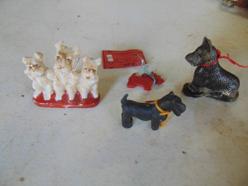 lot 3148 image: Scotty Dog Pieces - Some Small