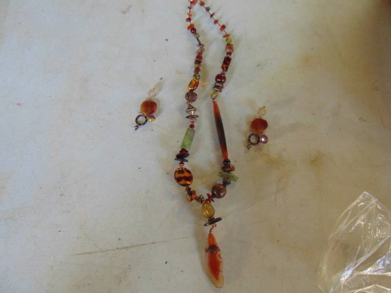 lot 3149 image: Treska Necklace
