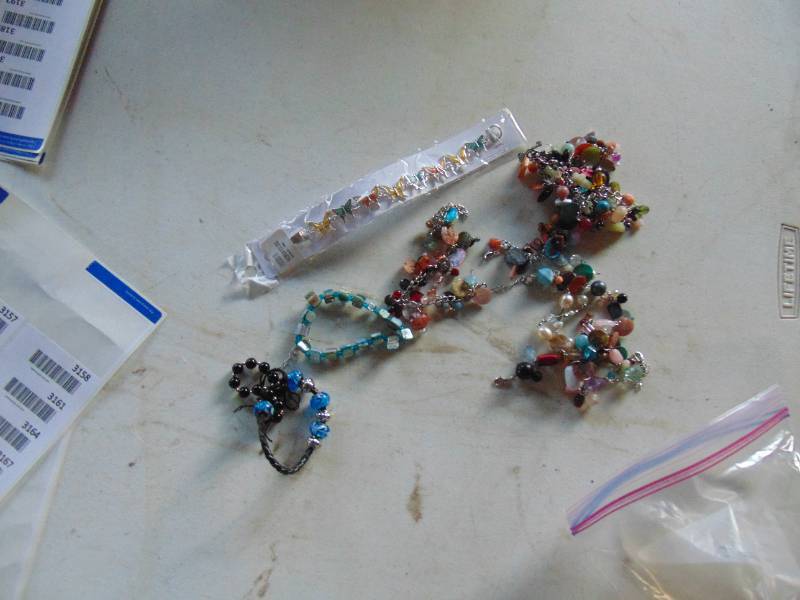 lot 3156 image: Selection of Costume Bracelets