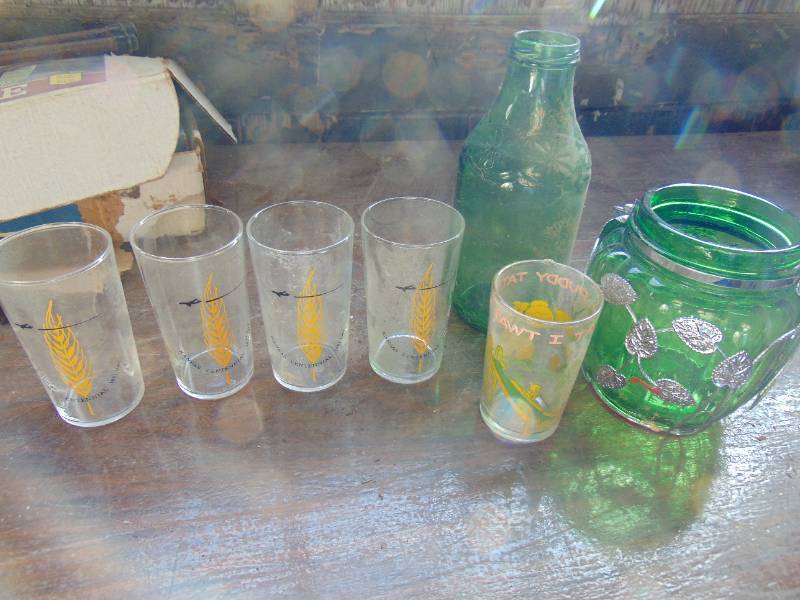 lot 3108 image: MCM Tumblers