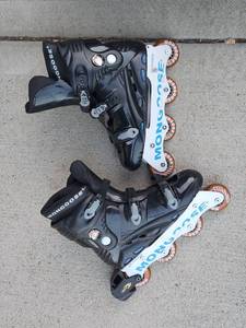 lot 134 image: Mongoose Inline Skates Size 13 ABEC 5 Stock MA-029