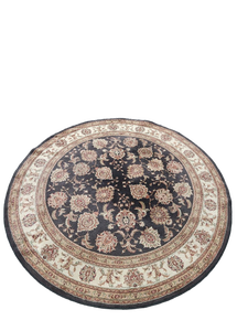 lot 199 image: Sphinx by Oriental Weavers Round Area Rug 94