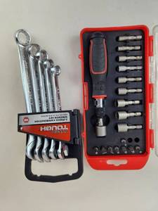 lot 309 image: Hyper Tough 5-Piece SAE Combination Wrench Set 38 716 12 916 58 in
