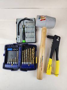 lot 313 image: Tool Lot Mallet Bits & More