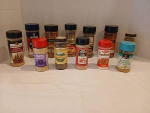 lot 1104 image: Mixed Brand Spice Lot Jars Traders Choice Morton Stonemill Lawrys Adolphs