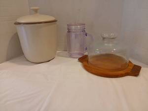 lot 1112 image: Aladdin Mason Jar Mug with Straw, Lidded Canister10 inches tall,  Dome Cover on  Serving Tray