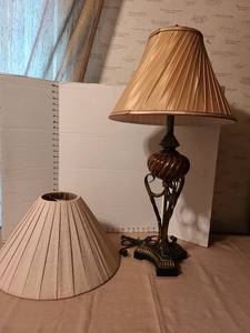 lot 1200 image: Table lamp 34in, and extra lamp shade