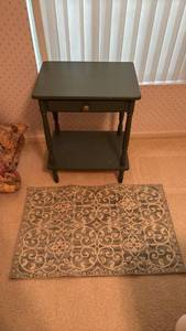 lot 1312 image: Side End Table 1 Drawer and Lower Shelf Dark Green 22x17x12 and Small Matching Rug