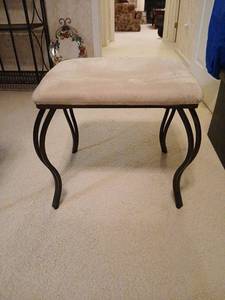 lot 1421 image: Upholstered Footstool  or vanity bench with Curved Metal Legs 18x16x21