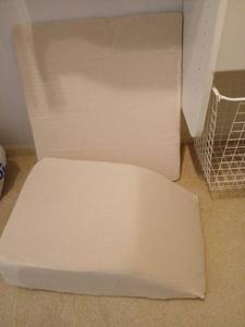 lot 1509 image: Duro-Med Industries Urethane Foam Wedge and Pad Set of 2