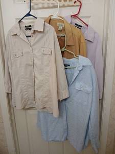 lot 1510 image: Lot of 4 Button-Front Shirts Large to 2x  Chaps Essentials apt 9 and St Johns Bay
